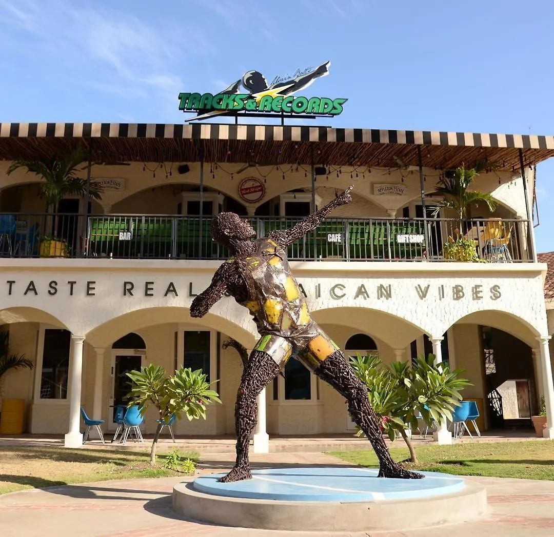 Hospitality Expert Greens 2Br Pool Beach Montego Bay 0*,  Jamaica