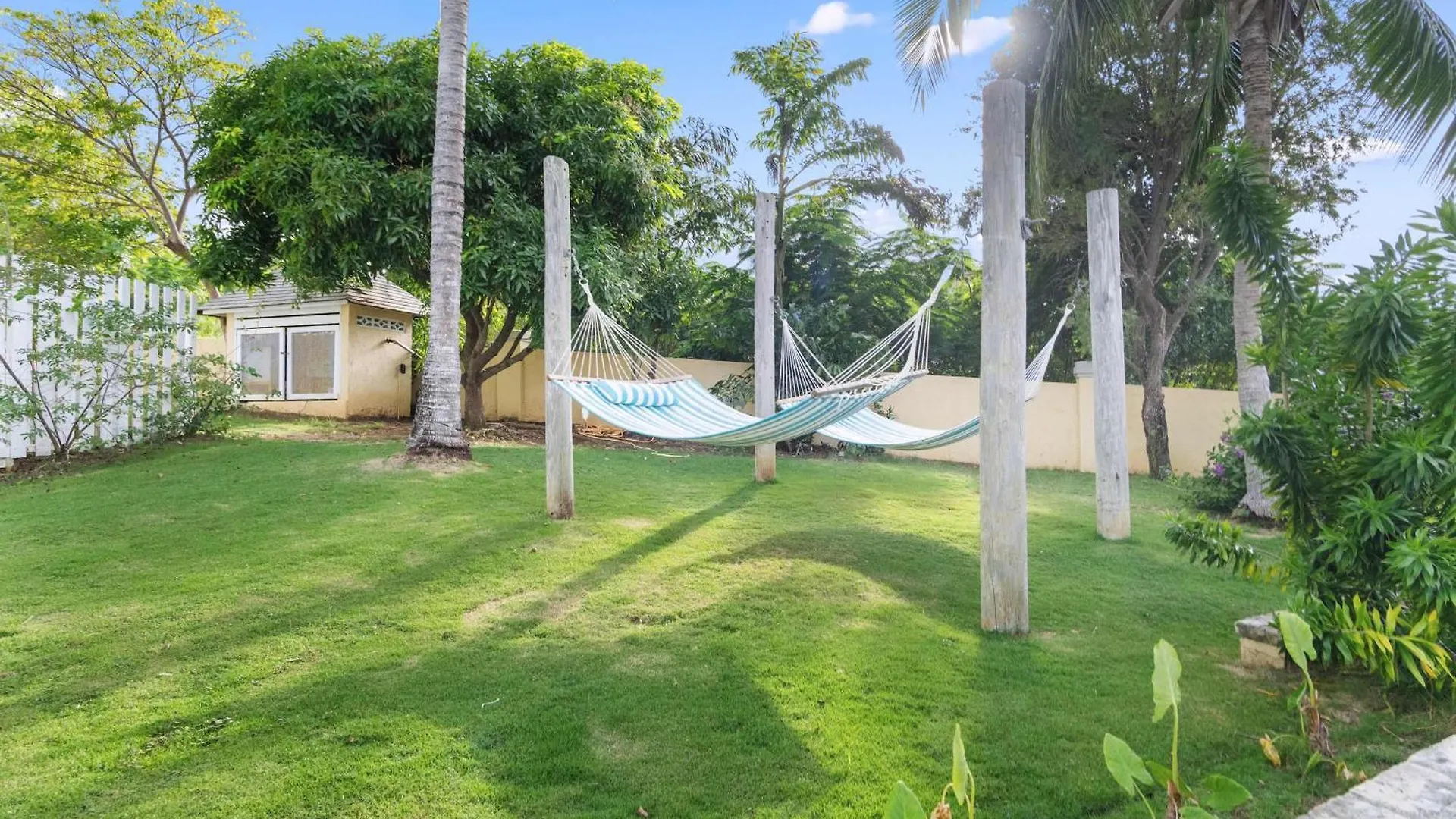 Herberg Hospitality Expert Greens 2Br Pool Beach Montego Bay Jamaica